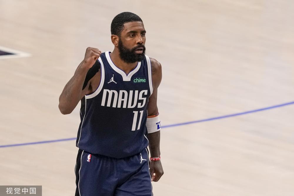 献是足球的 献是足球的